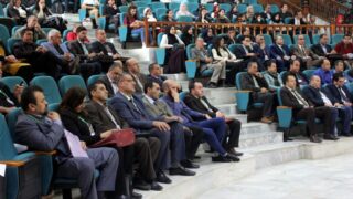 Colloque national sur la democratie participative un nouveau mode de gouvernance 23 Avril 2014 044