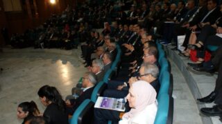 Visite du ministre des finance M. BENKHALFA Abderrahmane à l'université de Bejaia. 183 Visite du ministre des finance BENKHALFA Abderrahmane a l universite de Bejaia 08 Mai 2016 102