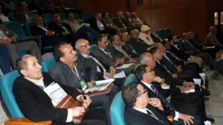 Visite du ministre des finance M. BENKHALFA Abderrahmane à l'université de Bejaia. 180 Visite du ministre des finance BENKHALFA Abderrahmane a l universite de Bejaia 08 Mai 2016 105