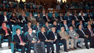 Visite du ministre des finance M. BENKHALFA Abderrahmane à l'université de Bejaia. 171 Visite du ministre des finance BENKHALFA Abderrahmane a l universite de Bejaia 08 Mai 2016 114