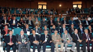 Visite du ministre des finance M. BENKHALFA Abderrahmane à l'université de Bejaia. 170 Visite du ministre des finance BENKHALFA Abderrahmane a l universite de Bejaia 08 Mai 2016 115