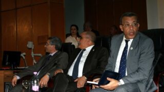 Visite du ministre des finance M. BENKHALFA Abderrahmane à l'université de Bejaia. 159 Visite du ministre des finance BENKHALFA Abderrahmane a l universite de Bejaia 08 Mai 2016 126