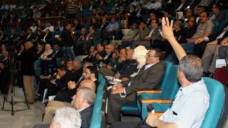 Visite du ministre des finance M. BENKHALFA Abderrahmane à l'université de Bejaia. 156 Visite du ministre des finance BENKHALFA Abderrahmane a l universite de Bejaia 08 Mai 2016 129