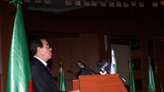 Visite du ministre des finance M. BENKHALFA Abderrahmane à l'université de Bejaia. 154 Visite du ministre des finance BENKHALFA Abderrahmane a l universite de Bejaia 08 Mai 2016 131