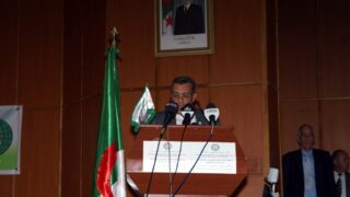 Visite du ministre des finance M. BENKHALFA Abderrahmane à l'université de Bejaia. 149 Visite du ministre des finance BENKHALFA Abderrahmane a l universite de Bejaia 08 Mai 2016 136