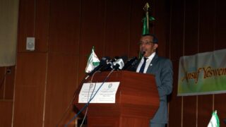 Visite du ministre des finance M. BENKHALFA Abderrahmane à l'université de Bejaia. 147 Visite du ministre des finance BENKHALFA Abderrahmane a l universite de Bejaia 08 Mai 2016 138