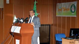 Visite du ministre des finance M. BENKHALFA Abderrahmane à l'université de Bejaia. 143 Visite du ministre des finance BENKHALFA Abderrahmane a l universite de Bejaia 08 Mai 2016 142