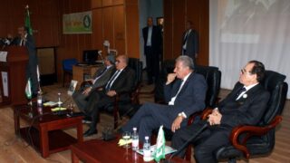Visite du ministre des finance M. BENKHALFA Abderrahmane à l'université de Bejaia. 137 Visite du ministre des finance BENKHALFA Abderrahmane a l universite de Bejaia 08 Mai 2016 148