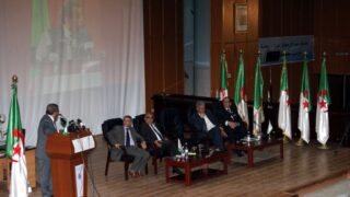 Visite du ministre des finance M. BENKHALFA Abderrahmane à l'université de Bejaia. 135 Visite du ministre des finance BENKHALFA Abderrahmane a l universite de Bejaia 08 Mai 2016 150