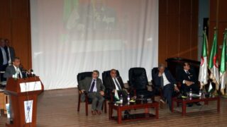 Visite du ministre des finance M. BENKHALFA Abderrahmane à l'université de Bejaia. 133 Visite du ministre des finance BENKHALFA Abderrahmane a l universite de Bejaia 08 Mai 2016 152