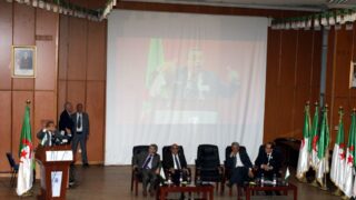 Visite du ministre des finance M. BENKHALFA Abderrahmane à l'université de Bejaia. 131 Visite du ministre des finance BENKHALFA Abderrahmane a l universite de Bejaia 08 Mai 2016 154