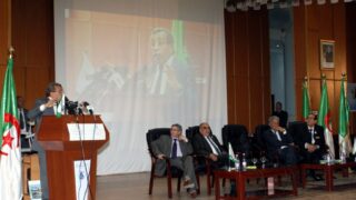 Visite du ministre des finance M. BENKHALFA Abderrahmane à l'université de Bejaia. 124 Visite du ministre des finance BENKHALFA Abderrahmane a l universite de Bejaia 08 Mai 2016 161