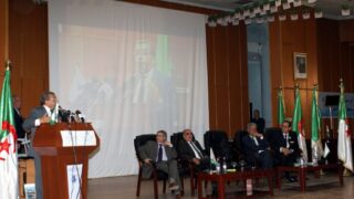 Visite du ministre des finance M. BENKHALFA Abderrahmane à l'université de Bejaia. 123 Visite du ministre des finance BENKHALFA Abderrahmane a l universite de Bejaia 08 Mai 2016 162