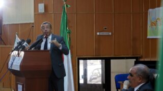 Visite du ministre des finance M. BENKHALFA Abderrahmane à l'université de Bejaia. 119 Visite du ministre des finance BENKHALFA Abderrahmane a l universite de Bejaia 08 Mai 2016 166