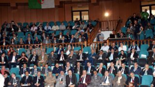 Visite du ministre des finance M. BENKHALFA Abderrahmane à l'université de Bejaia. 112 Visite du ministre des finance BENKHALFA Abderrahmane a l universite de Bejaia 08 Mai 2016 173