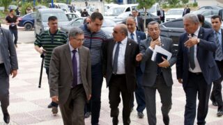 Visite du ministre des finance M. BENKHALFA Abderrahmane à l'université de Bejaia. 75 Visite du ministre des finance BENKHALFA Abderrahmane a l universite de Bejaia 08 Mai 2016 210