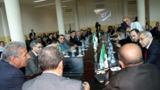 Visite du ministre des finance M. BENKHALFA Abderrahmane à l'université de Bejaia. 51 Visite du ministre des finance BENKHALFA Abderrahmane a l universite de Bejaia 08 Mai 2016 234