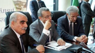 Visite du ministre des finance M. BENKHALFA Abderrahmane à l'université de Bejaia. 44 Visite du ministre des finance BENKHALFA Abderrahmane a l universite de Bejaia 08 Mai 2016 241