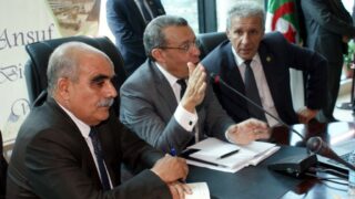 Visite du ministre des finance M. BENKHALFA Abderrahmane à l'université de Bejaia. 42 Visite du ministre des finance BENKHALFA Abderrahmane a l universite de Bejaia 08 Mai 2016 243