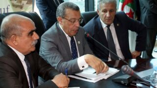 Visite du ministre des finance M. BENKHALFA Abderrahmane à l'université de Bejaia. 41 Visite du ministre des finance BENKHALFA Abderrahmane a l universite de Bejaia 08 Mai 2016 244