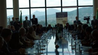 Visite du ministre des finance M. BENKHALFA Abderrahmane à l'université de Bejaia. 30 Visite du ministre des finance BENKHALFA Abderrahmane a l universite de Bejaia 08 Mai 2016 255