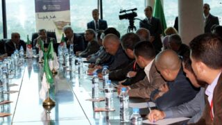 Visite du ministre des finance M. BENKHALFA Abderrahmane à l'université de Bejaia. 28 Visite du ministre des finance BENKHALFA Abderrahmane a l universite de Bejaia 08 Mai 2016 257