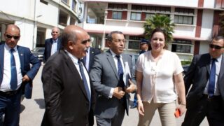 Visite du ministre des finance M. BENKHALFA Abderrahmane à l'université de Bejaia. 244 Visite du ministre des finance BENKHALFA Abderrahmane a l universite de Bejaia 08 Mai 2016 41