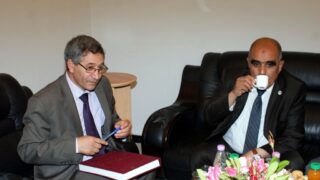 Visite du ministre des finance M. BENKHALFA Abderrahmane à l'université de Bejaia. 210 Visite du ministre des finance BENKHALFA Abderrahmane a l universite de Bejaia 08 Mai 2016 75