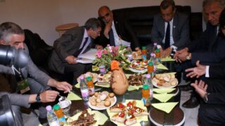 Visite du ministre des finance M. BENKHALFA Abderrahmane à l'université de Bejaia. 208 Visite du ministre des finance BENKHALFA Abderrahmane a l universite de Bejaia 08 Mai 2016 77