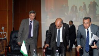 Visite du ministre des finance M. BENKHALFA Abderrahmane à l'université de Bejaia. 203 Visite du ministre des finance BENKHALFA Abderrahmane a l universite de Bejaia 08 Mai 2016 82