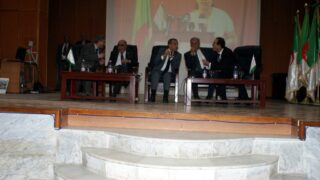 Visite du ministre des finance M. BENKHALFA Abderrahmane à l'université de Bejaia. 195 Visite du ministre des finance BENKHALFA Abderrahmane a l universite de Bejaia 08 Mai 2016 90