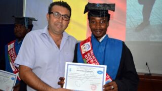 Ceremonie remise attestations laureats communaute etudiants etrangers Bejaia CEEB 18 Juillet 2019 073