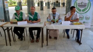 Compagne sensibilisation B organisee Association Protection Orientation Consommateur Environnement APOCE Universite Bejaia 23 0 07