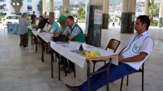 Compagne sensibilisation B organisee Association Protection Orientation Consommateur Environnement APOCE Universite Bejaia 23 0 23