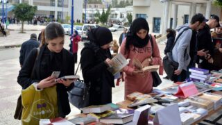 Les journées Portes-Ouvertes sur la bibliothèque FLL 56 Les journees Portes Ouvertes sur la bibliotheque FLL Universite Bejaia 05 Fev 2020 056
