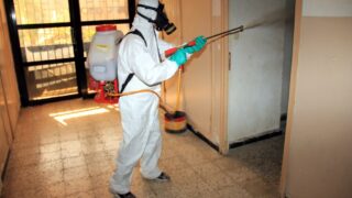 Compagne de desinfection des amphitheatres blocs pedagogiques et laboratoires Universite de Bejaia 30 Mars 2020l 006