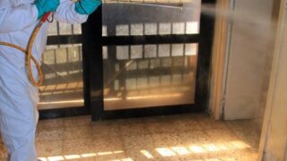 Compagne de desinfection des amphitheatres blocs pedagogiques et laboratoires Universite de Bejaia 30 Mars 2020l 015