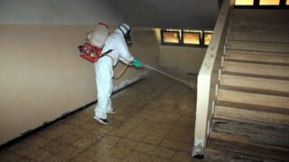 Compagne de desinfection des amphitheatres blocs pedagogiques et laboratoires Universite de Bejaia 30 Mars 2020l 023