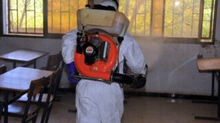 Compagne de desinfection des amphitheatres blocs pedagogiques et laboratoires Universite de Bejaia 30 Mars 2020l 037