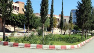 Compagne de desinfection des amphitheatres blocs pedagogiques et laboratoires Universite de Bejaia 30 Mars 2020l 087