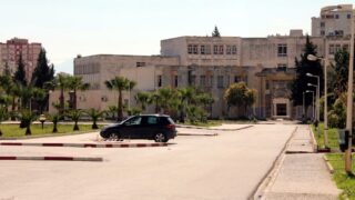 Compagne de desinfection des amphitheatres blocs pedagogiques et laboratoires Universite de Bejaia 30 Mars 2020l 098