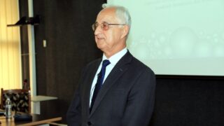 Conference du Pr Marcel Popa Nano medecine Present et Perspectives Universite de Bejaia 04 Mars 2020 01