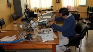 Realisation prototype respirateur artificiel equipe pluridisciplinaire enseignants chercheurs Universite Bejaia 20 Avril 2020 1 1