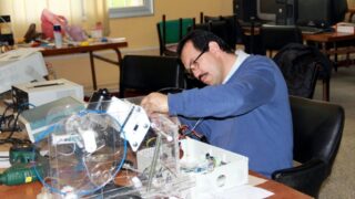 Realisation prototype respirateur artificiel equipe pluridisciplinaire enseignants chercheurs Universite Bejaia 20 Avril 2020 03