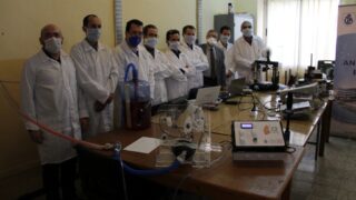 Realisation prototype respirateur artificiel equipe pluridisciplinaire enseignants chercheurs Universite Bejaia 20 Avril 2020 101
