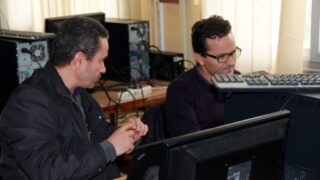 Realisation prototype respirateur artificiel equipe pluridisciplinaire enseignants chercheurs Universite Bejaia 20 Avril 2020 13