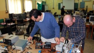 Realisation prototype respirateur artificiel equipe pluridisciplinaire enseignants chercheurs Universite Bejaia 20 Avril 2020 28