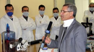 Realisation prototype respirateur artificiel equipe pluridisciplinaire enseignants chercheurs Universite Bejaia 20 Avril 2020 73