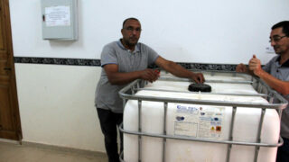 Distribution Gel Hydroalcoolique sous direction des moyens et de la maintenance universite de Bejaia 05