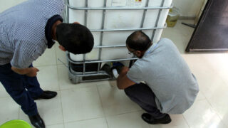 Distribution Gel Hydroalcoolique sous direction des moyens et de la maintenance universite de Bejaia 12